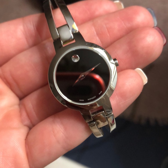 Movado Amorosa WAtch - Picture 2 of 3